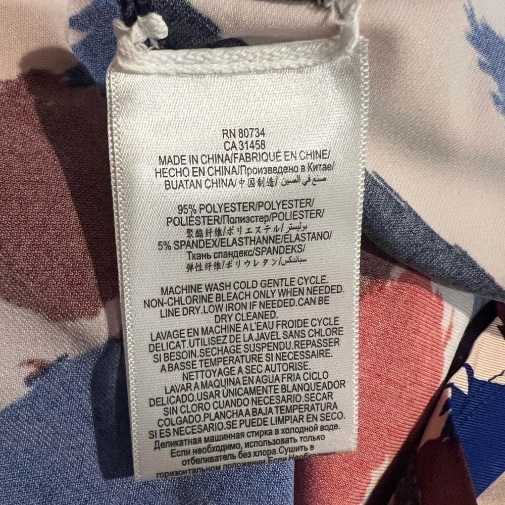 EUC BCBGMAXAZRIA Isabella Wrap Dress - Women's Size Small - Picture 9 of 9